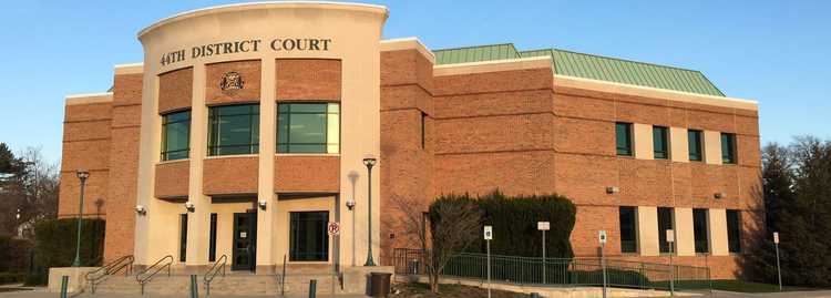 Image of the 44th District Court - Royal Oak courthouse.